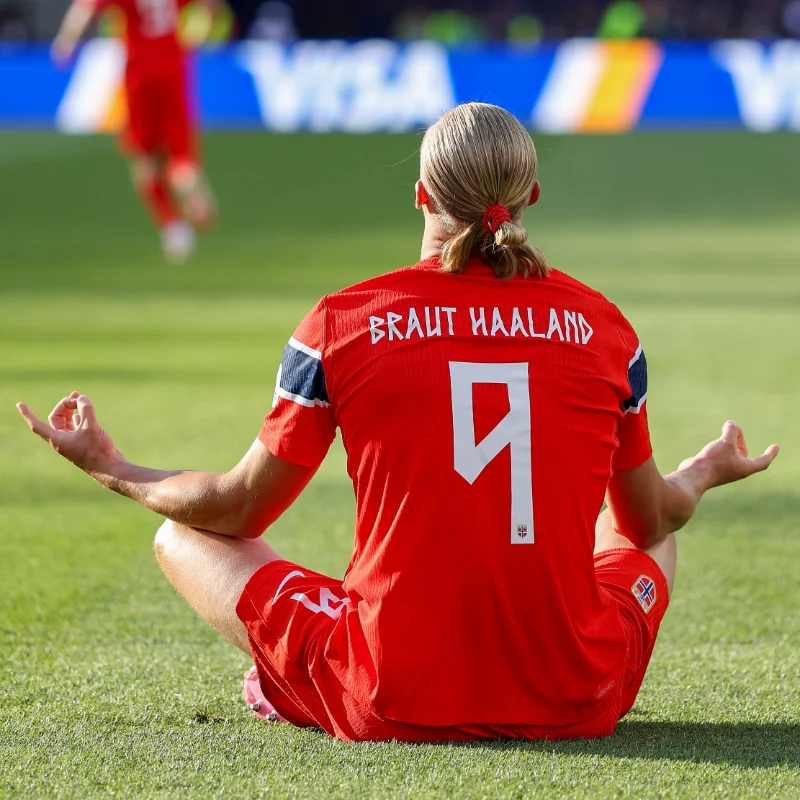 Haaland e sua comemoração com Iraque