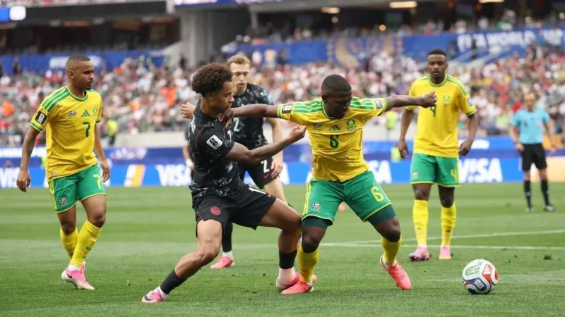 Lance de África do Sul x Canadá pela segunda fase da Copa do Mundo
