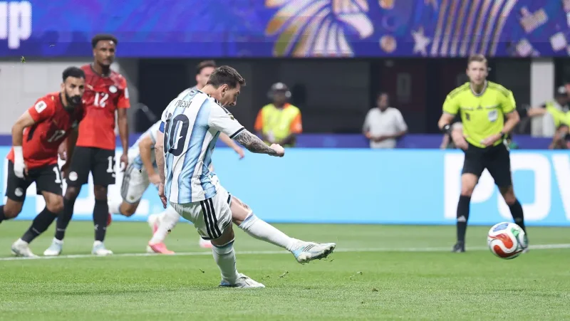 Messi perde penalti contra o Egito na Copa do Mundo 2026
