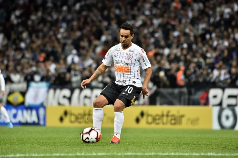 Jadson jogando pelo Corinthians